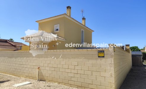 Resale - Urbanisation detached Villa - La Marina
