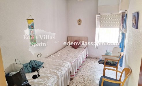 Resale - Country House - Elche