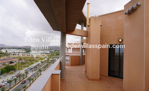 Resale - Apartment - Elche