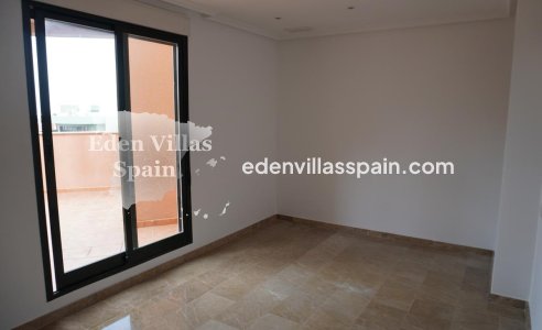 Resale - Apartment - Elche