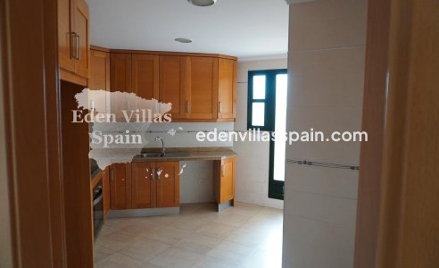 Resale - Apartment - Elche