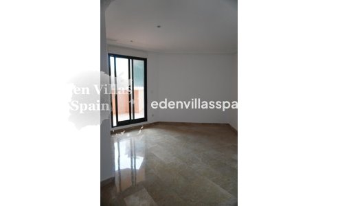Resale - Apartment - Elche