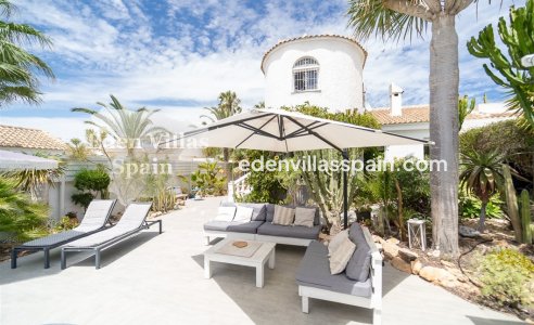 Resale - Urbanisation detached Villa - Torrevieja
