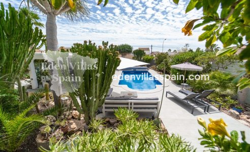 Resale - Urbanisation detached Villa - Torrevieja