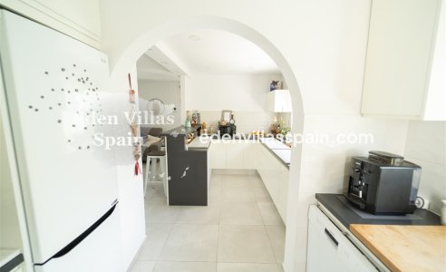 Resale - Urbanisation detached Villa - Torrevieja