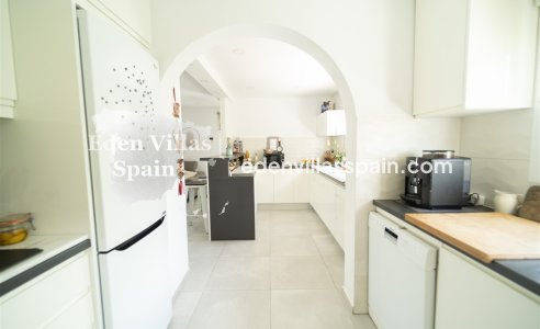 Resale - Urbanisation detached Villa - Torrevieja