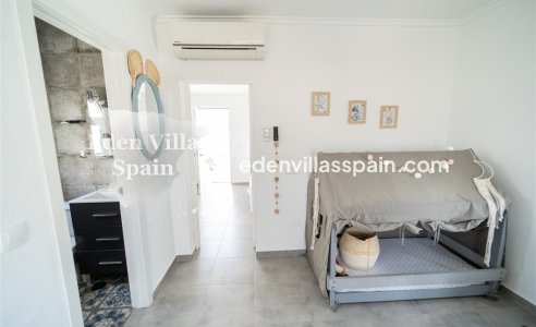 Resale - Urbanisation detached Villa - Torrevieja