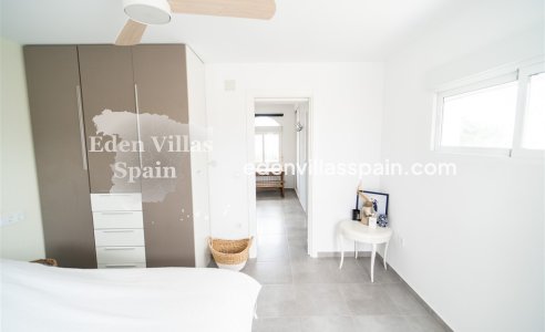 Resale - Urbanisation detached Villa - Torrevieja