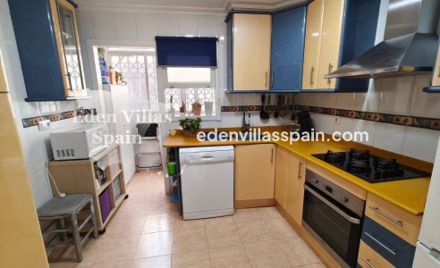 Segunda Mano - Apartamento en la costa - Santa Pola