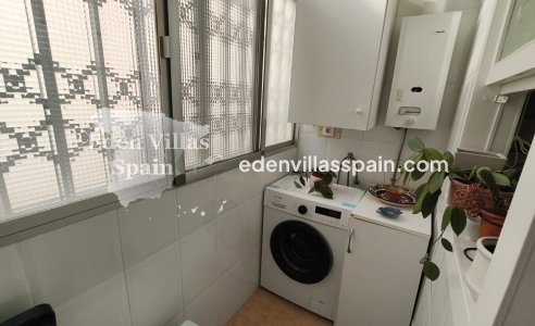 Segunda Mano - Apartamento en la costa - Santa Pola