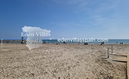 Segunda Mano - Apartamento en la costa - Santa Pola